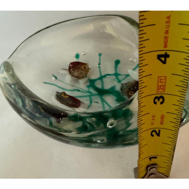 Alfredo Barbini Mid 20th Century Art Glass Bowl with Three Fish For Sale In Seattle - Image 6 of 8