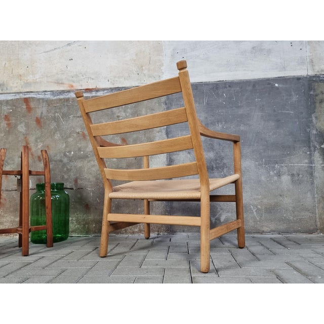Danish CH44 Easy Chair in Oak by Hans Wegner for Carl Hansen & Søn, 2000s For Sale - Image 17 of 18