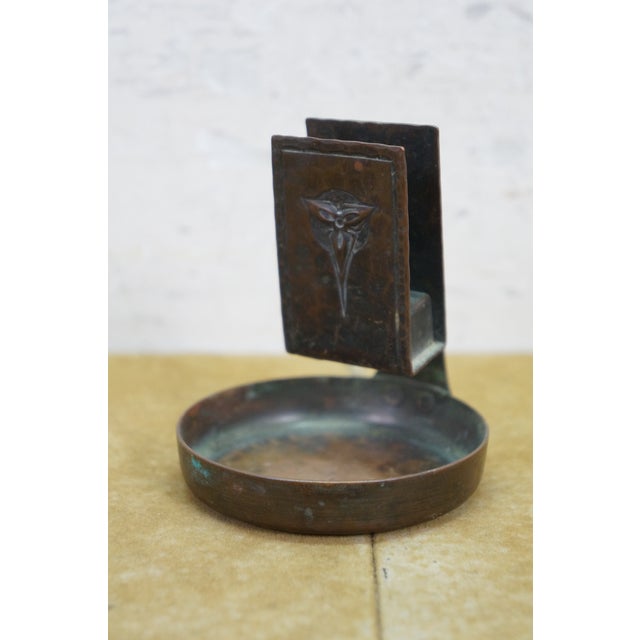 Roycroft Antique Roycroft Art Nouveau Trilium Craft Hammered Copper Smoking Set Tray For Sale - Image 4 of 15