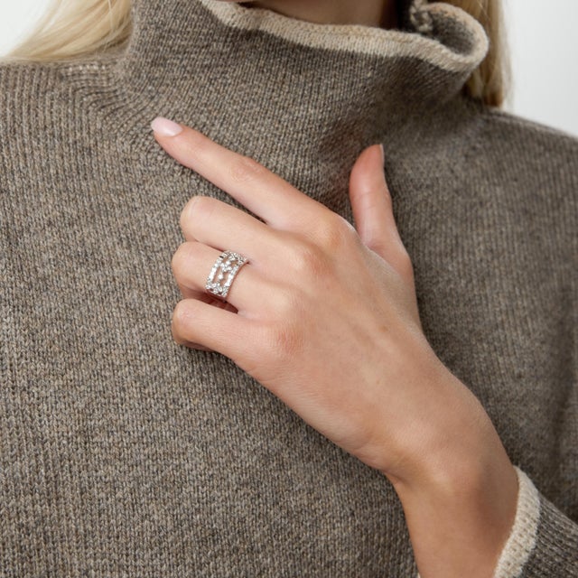 1980s Vintage Diamond 18k White Gold Wedding Band, Size 6 For Sale - Image 5 of 6