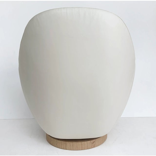 2010s Artefacto Luna Leather Swivel Lounge Chair by Roberta Zimmerman For Sale - Image 5 of 7