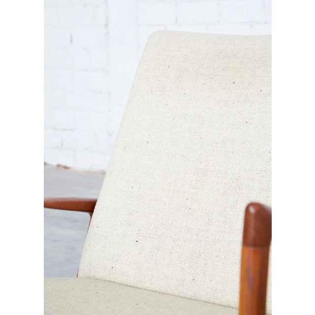 Model 650-15 Rocking Chair by Ib Kofod-Larsen for Chr. Linneberg Møbelfabrik, 1960s For Sale - Image 6 of 18