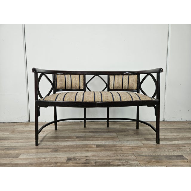 Bent Beech Model N.215 Sofa attributed to Antonio Volpe, 1910s For Sale - Image 14 of 14