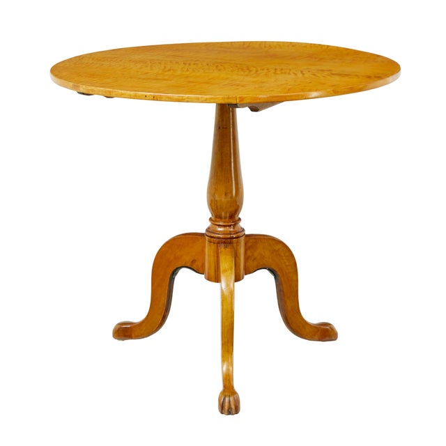 Traditional Circular Birch Tilting Occasional Table, 1890s For Sale - Image 3 of 8