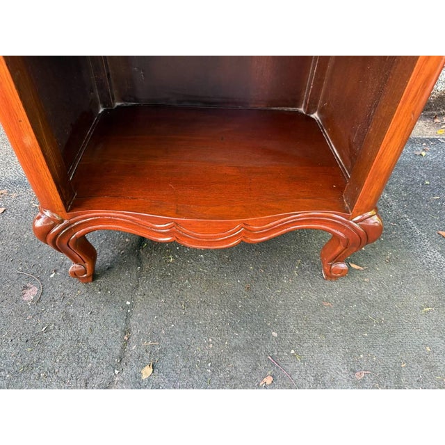 Late 20th Century Pair of French Provincial 1 Drawer Nightstands For Sale - Image 9 of 18