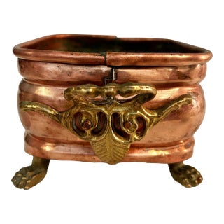 1900’s Art Nouveau Handcrafted Copper and Brass Jardinière Cachepot With Brass Paw Feet For Sale