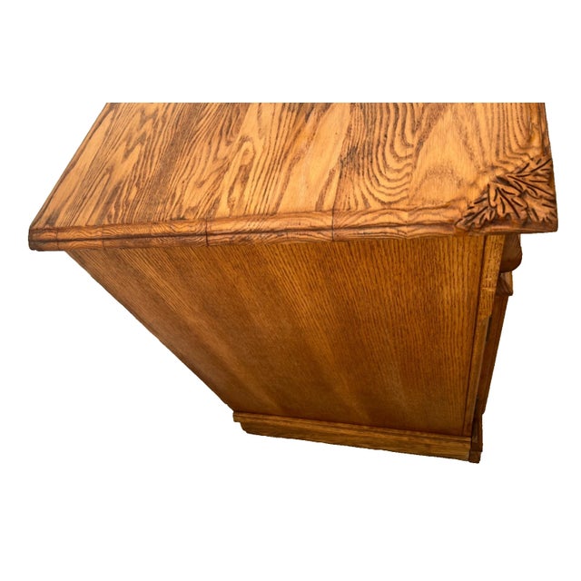 Wood 1990s Oakwood Interiors Lowboy Dresser Chest Four Cedar Drawers Cabinet Locking For Sale - Image 7 of 14