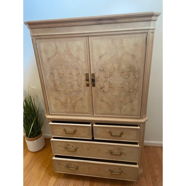 1980s Drexel Heritage Corinthian Olive Ash Burl 2-Piece Bedroom Set For Sale - Image 9 of 12