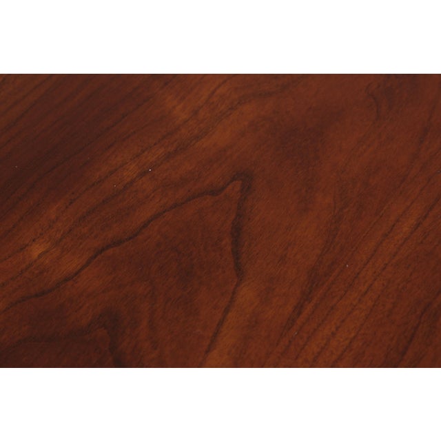 Henkel Harris Cherry Queen Anne Pedestal Table For Sale In Philadelphia - Image 6 of 15