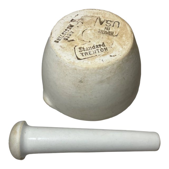 Share Rare Antique Porcelain Apothecary Standard Acid Resisting Usa Mortar and Pestle For Sale