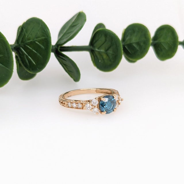 2020s Vintage Inspired Blue Diamond Ring: Solid 14k Yellow Gold, Round 6mm, Size 6.75 For Sale - Image 5 of 9
