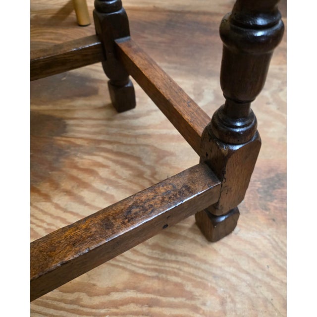 Late 17th Century English Oak Side Table With Spiral-Turned Legs and Scalloped Frieze, Circa 1680–1700 For Sale - Image 16 of 18