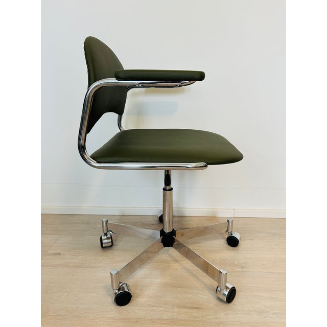 K-107 Desk Chair from Kovona, Former Czechoslovakia, 1970s For Sale - Image 4 of 10