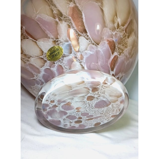 Vintage Hand Blown Maestri Vetrai Art Glass Vase Made in Italy For Sale - Image 6 of 8