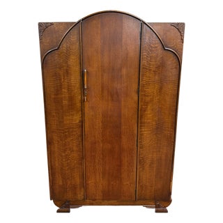 Vintage English Art Deco Quarter Sawn Tiger Oak Wardrobe For Sale