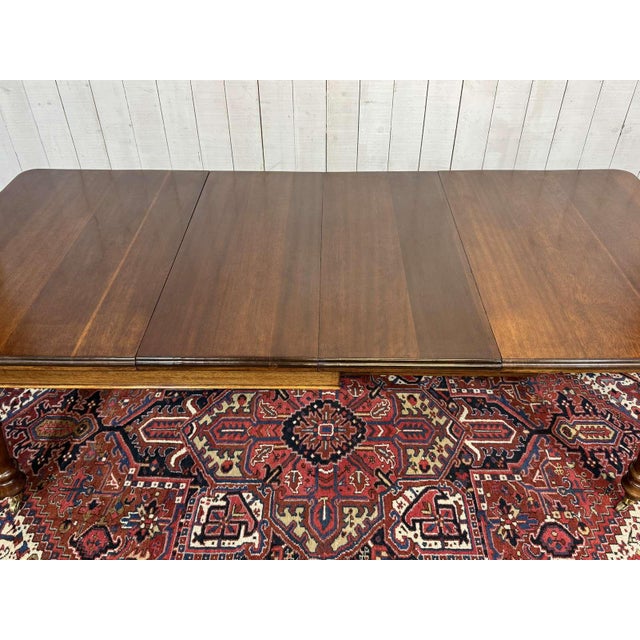 Victorian English Mahogany Table with 3 Extension Leaves, 1950s For Sale - Image 11 of 18