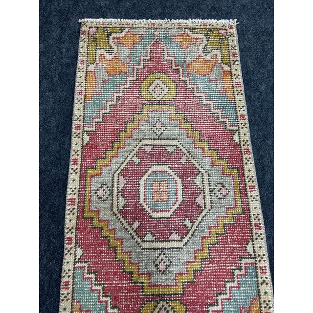 Turkish Yastik Rug 1'7" x 3'3" For Sale - Image 4 of 5