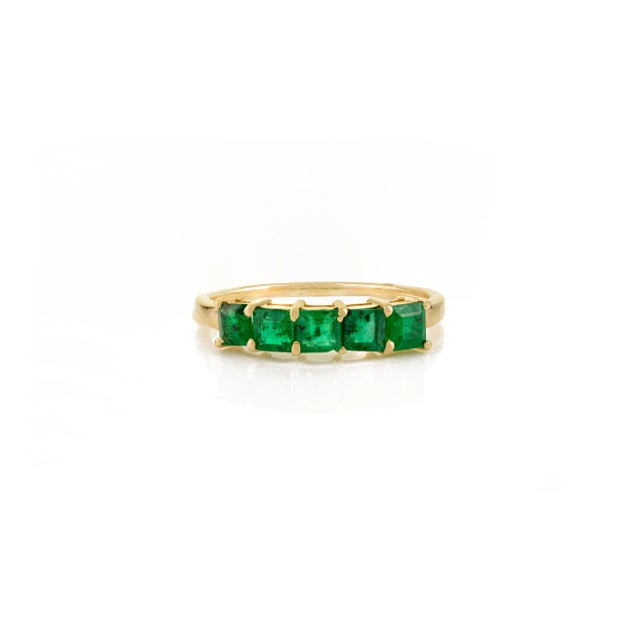 Contemporary Solid Gold Emerald Half Square Eternity Band Ring Size 6 For Sale - Image 3 of 11