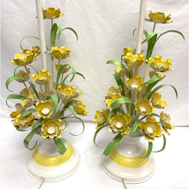 Vintage Italian Floral Painted Tole Table Lamps- A Pair For Sale - Image 4 of 12