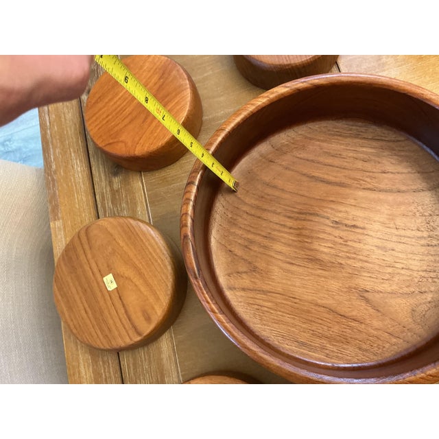 Vintage Mid-Century Modern Genuine Teak Salad Bowl Set - 7 Pieces For Sale In Chicago - Image 6 of 9