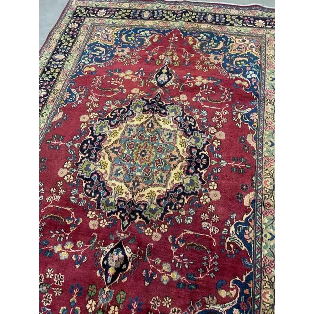 1950s Handmade Vintage Persian Mashad Rug For Sale In New York - Image 6 of 7