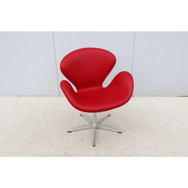 Mid-Century Modern Danish Mid-Century Modern Arne Jacobsen for Fritz Hansen Red Leather Swan Chair, New For Sale - Image 3 of 18