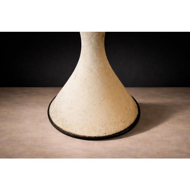 Hour-Glass shaped Planter in Fiber Cement with Iron Base, Willy Guhl, 1960s - Lot 857 For Sale In New York - Image 6 of 11