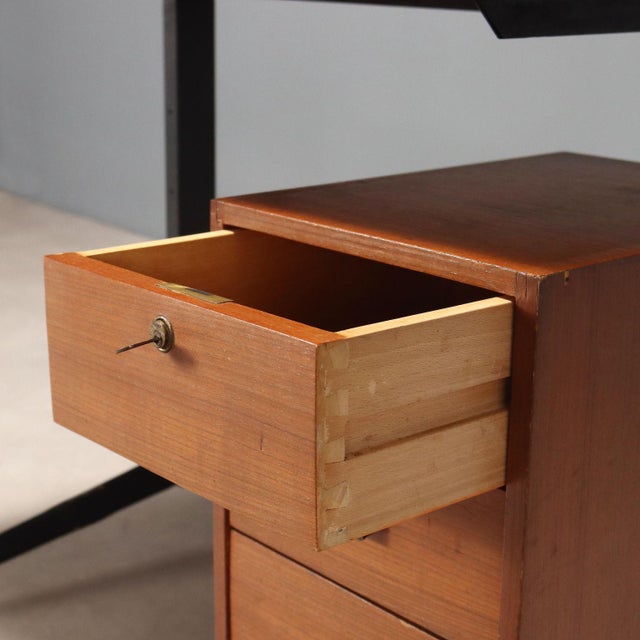 Small Vintage Desk in Wood, 1960s For Sale - Image 3 of 9