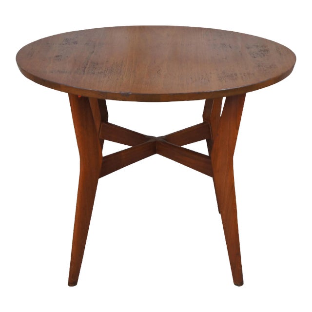 Mersman Mid Century Modern Scandinavian Style Walnut Round Side End Table For Sale