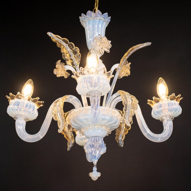 1970s Vintage La Murrina Ca’ Rezzonico–Style Gold‑Infused Opaline Murano Chandelier For Sale - Image 5 of 18
