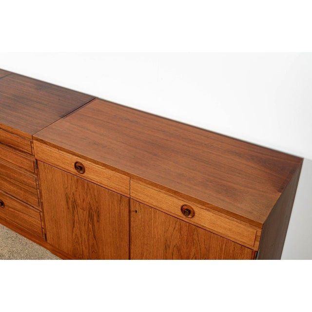 Mid-Century Modern Swedish Rosewood Wall Unit Bookcase by Bertil Fridhagen for Bodafors, 1960s For Sale - Image 17 of 18