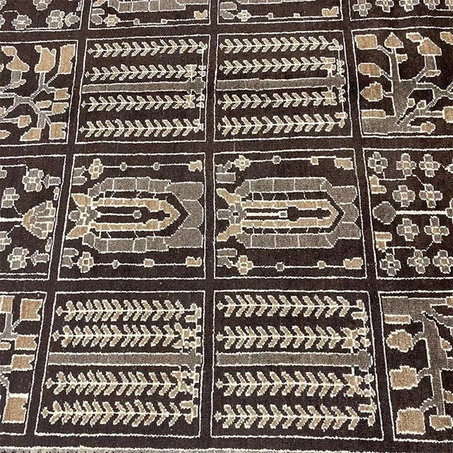 Brown 1980s Old Shiraz Area Rug 7'1"×10'3" For Sale - Image 8 of 13