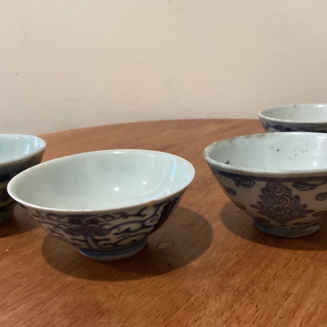 Antique 4pc. Assorted Chinese Blue & White Porcelain Tea Bowls/Rice Cups W/Makers' Marks on the Base For Sale - Image 12 of 12