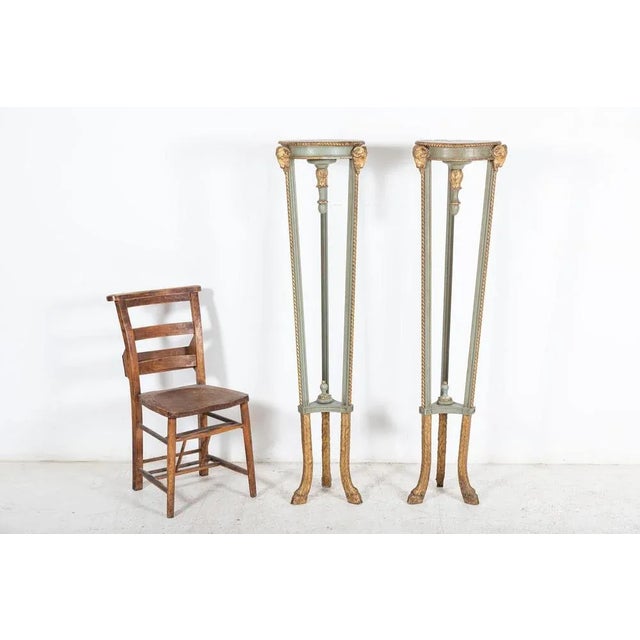 Hollywood Regency English Regency Ram's Head Parcel-Gilt Carved Torcheres, Set of 2 For Sale - Image 3 of 14