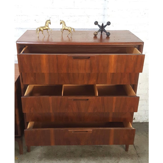 Elegant Restored Original Mid Century Modern Tall Dresser Highboy United Furnituire For Sale - Image 9 of 12