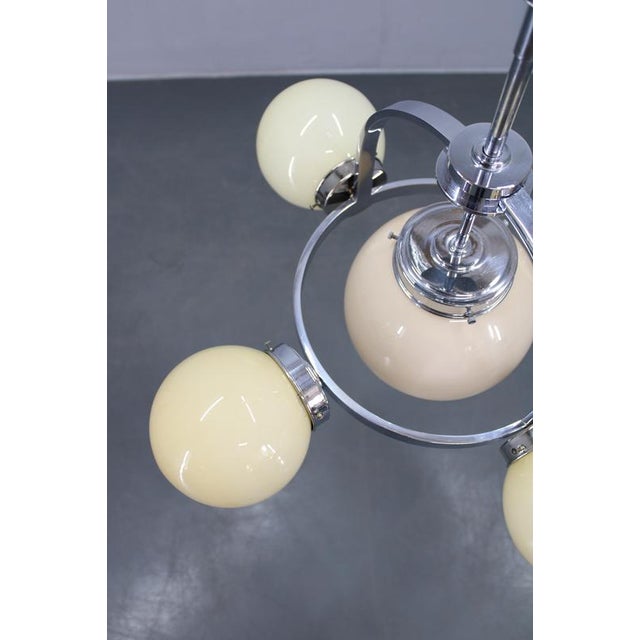 Vintage Art Deco Chrome Pendant Light with Champagne Opaline Glass Shades, 1930s For Sale - Image 10 of 16