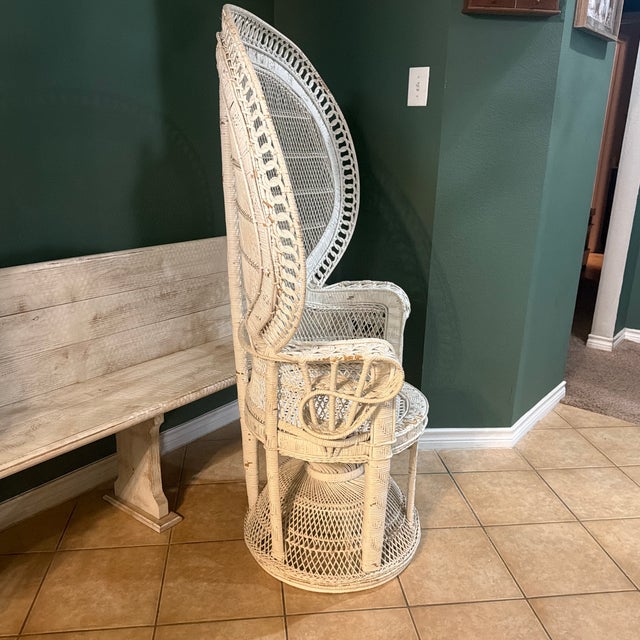 Farmhouse Authentic Vintage ‘Emmanuelle' Peacock Chair 1960s-1970s Mid Century For Sale - Image 3 of 11