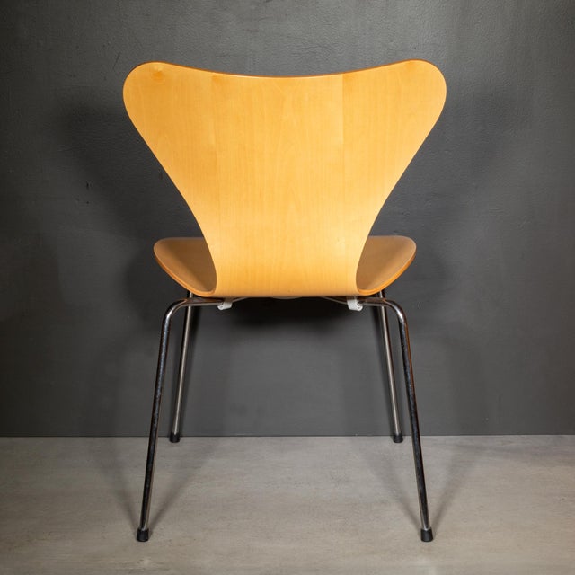 Fritz Hansen Fritz Hansen Series 7 Chair-Maple For Sale - Image 4 of 8