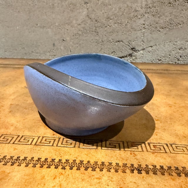 1960s Vermeulen Holland Handmade Blue Pottery Bowl Dish Catch All Mid-Century For Sale - Image 5 of 12