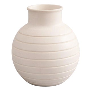 Small Art Deco British Moonstone Bombe Vase by Keith Murray for Wedgwood, 1930s For Sale