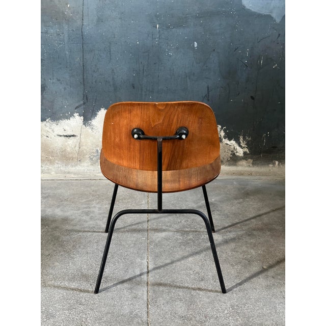 Mid-Century Modern Early 1950s Charles and Ray Eames for Herman Miller DCM Side Chair For Sale - Image 3 of 9