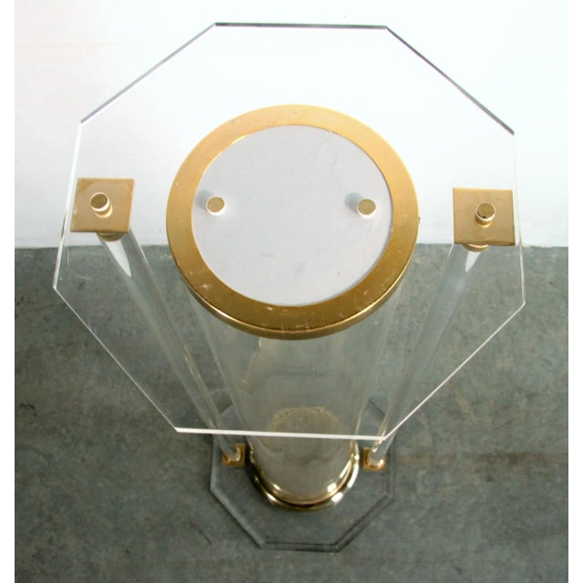 Vintage Lucite & Gold Gilt Brass Display Pedestal For Sale In Providence - Image 6 of 10