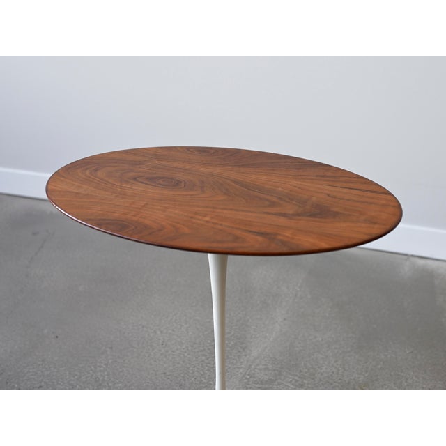 1960s Vintage Tulip Side Table With Oval Walnut Top by Eero Saarinen for Knoll For Sale - Image 5 of 10