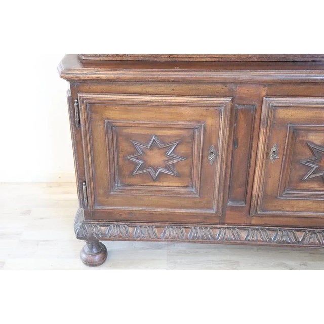 Antique Cabinet in Walnut Wood, 1600s For Sale - Image 18 of 18