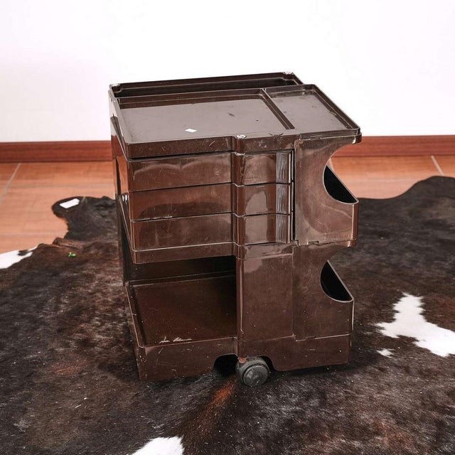 Brown Plastic Boby Trolley For Sale - Image 5 of 5