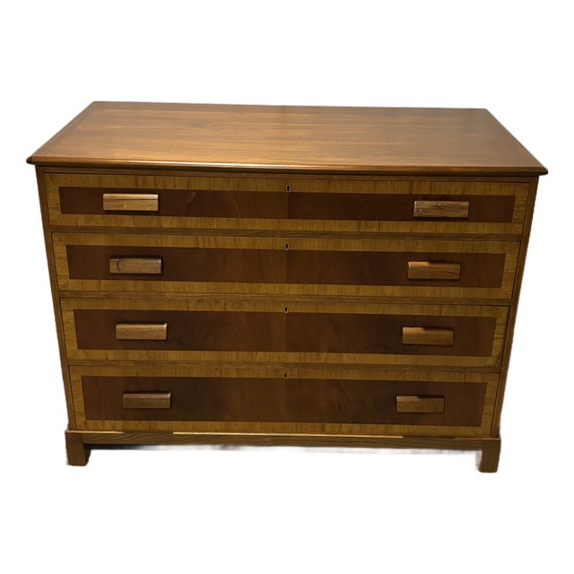 Chest of Drawers, Style United Kingdom For Sale