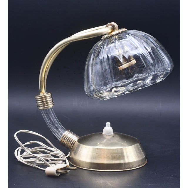 Stunning Murano glass table lamp attributed to the Barovier and Toso glassworks. Art Deco style. Period circa 1940. The...