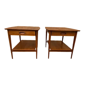 Mid 20th Century Pair Mid Century Drexel Heritage Walnut Nightstands