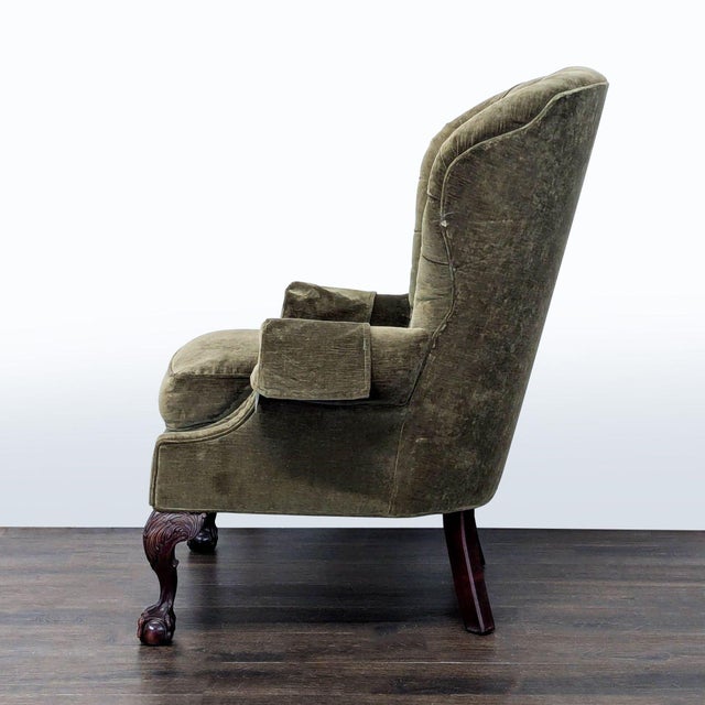 Traditional 1990s Thomasville Olive Green Tufted Lounge Chair With Carved Wooden Legs For Sale - Image 3 of 10
