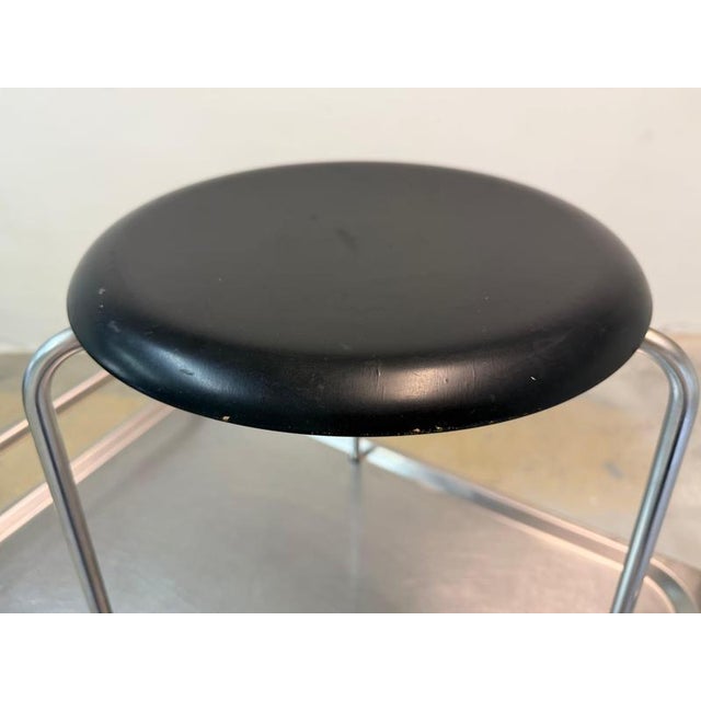 Tripod Dot Stool in Black Chrome by Arne Jacobsen for Fritz Hansen For Sale - Image 9 of 11